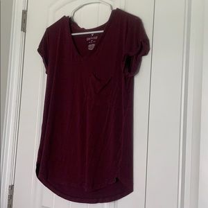 Loose burgundy t-shirt with pocket
